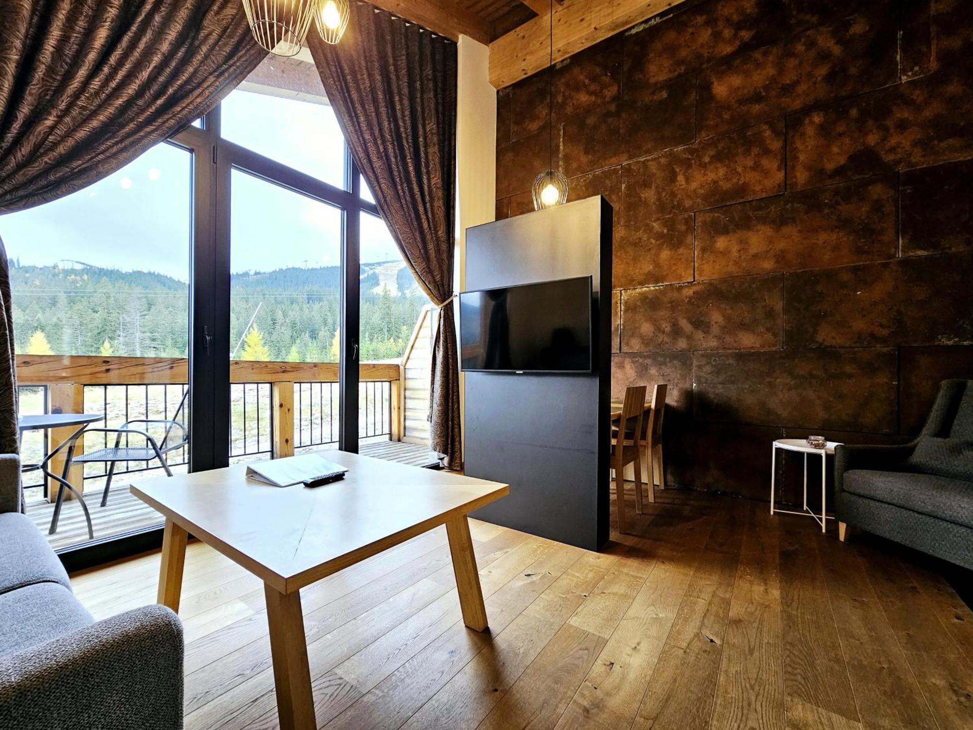 Chaletski Jasna, Ski-In & Ski-Out Деменівська Долина Екстер'єр фото